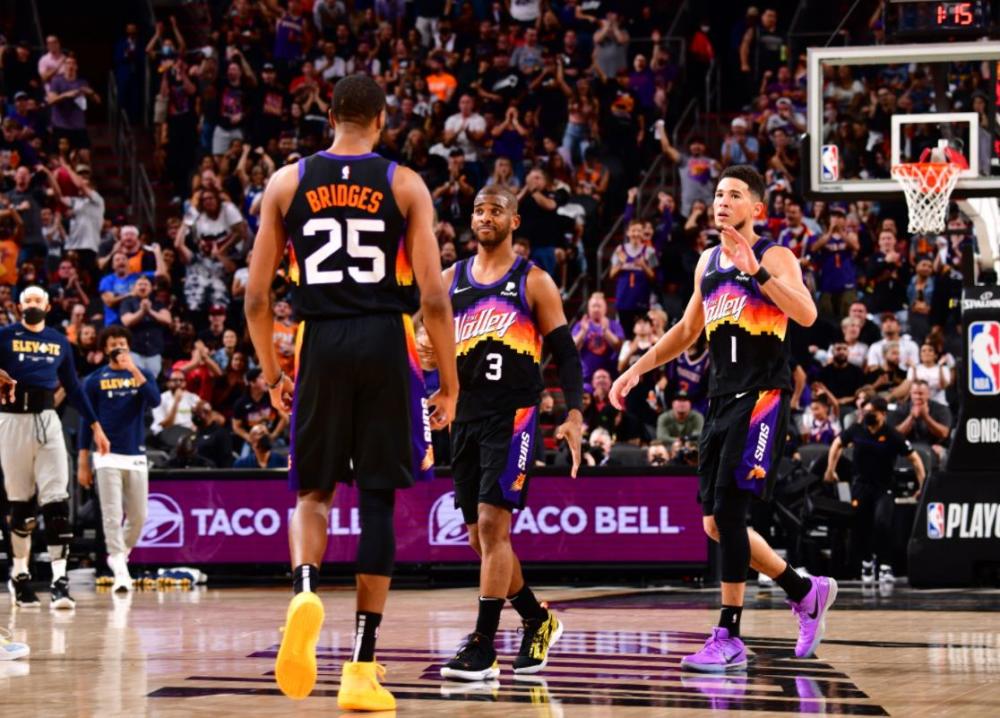 更加深入地 更加深入地