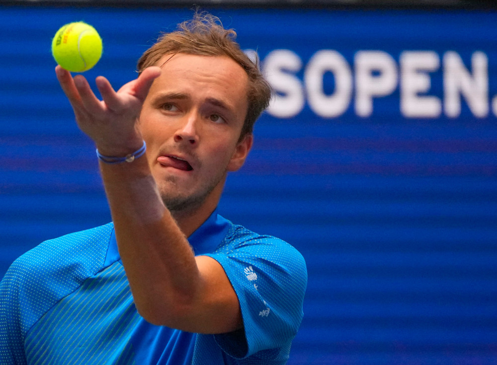 连入两球 连入两球